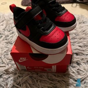 Nike toddler shoe